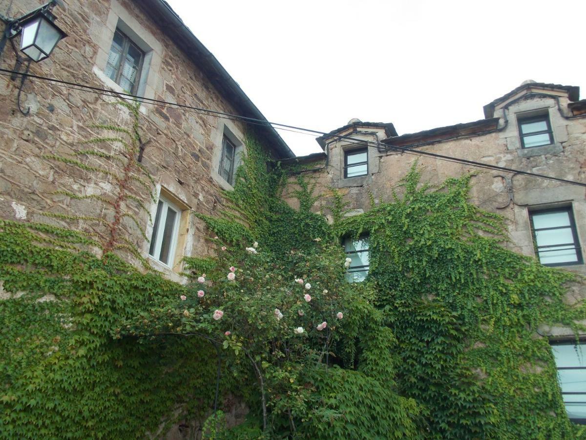 Le Cintrium Bed and Breakfast Viala-du-Tarn Eksteriør billede